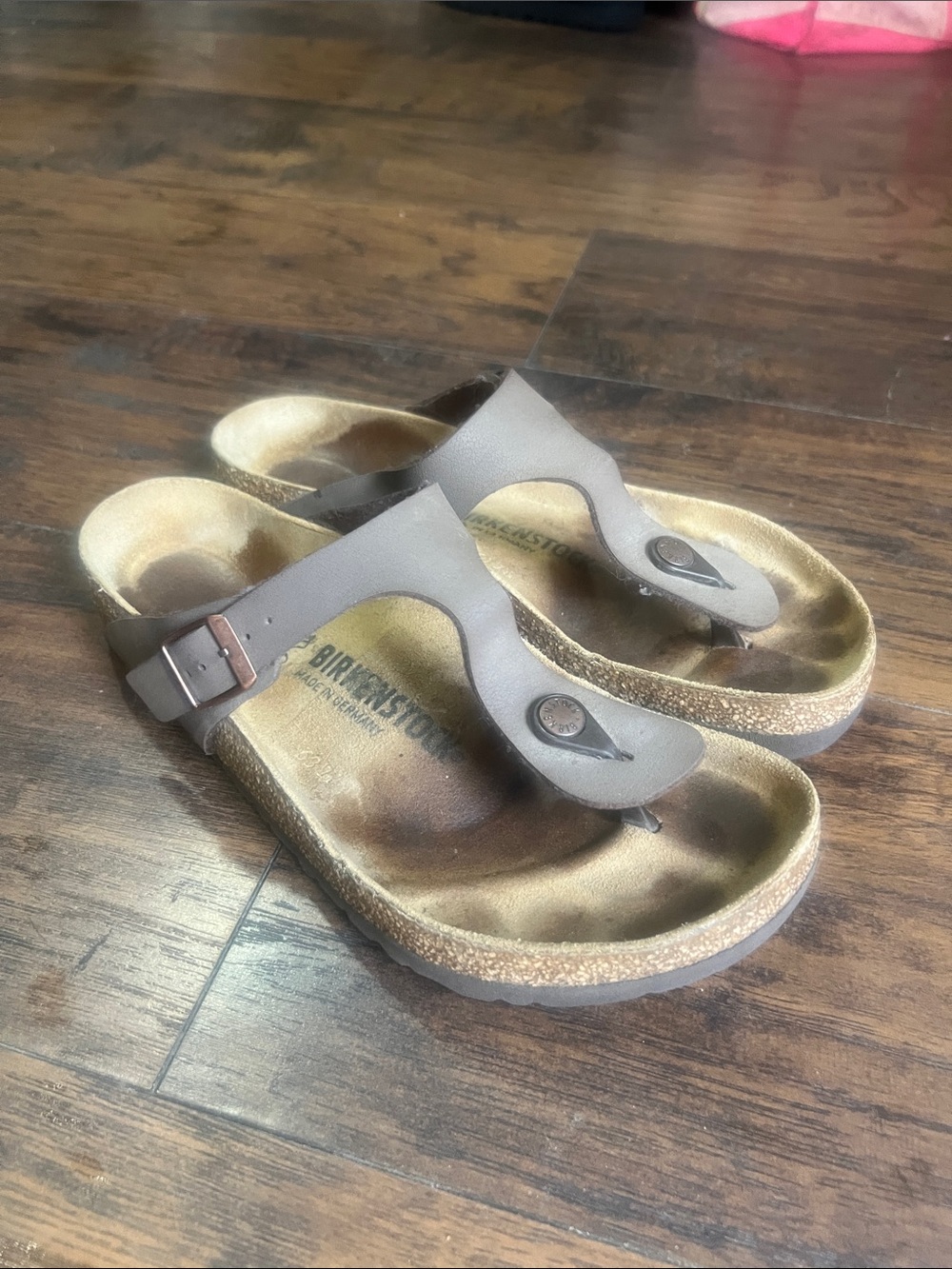 Birkenstock Gizeh Birko-Flor sandals in Mocha Birkibuc size 40
